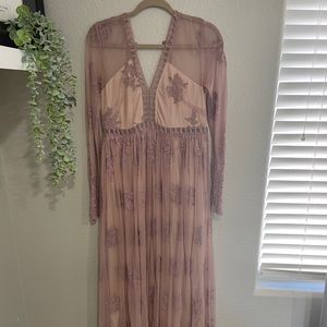 Long sleeve mauve/pink dress, worn once, very flattering